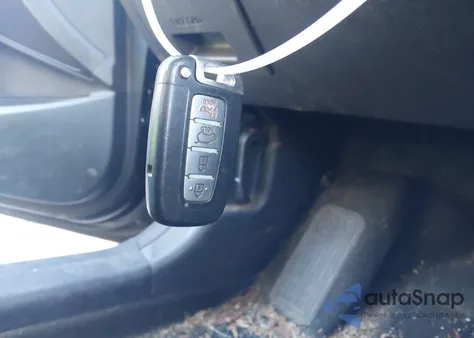 2012 Hyundai Veloster Base W/Black from USA, damaged, VIN KMHTC6AD5CU071809